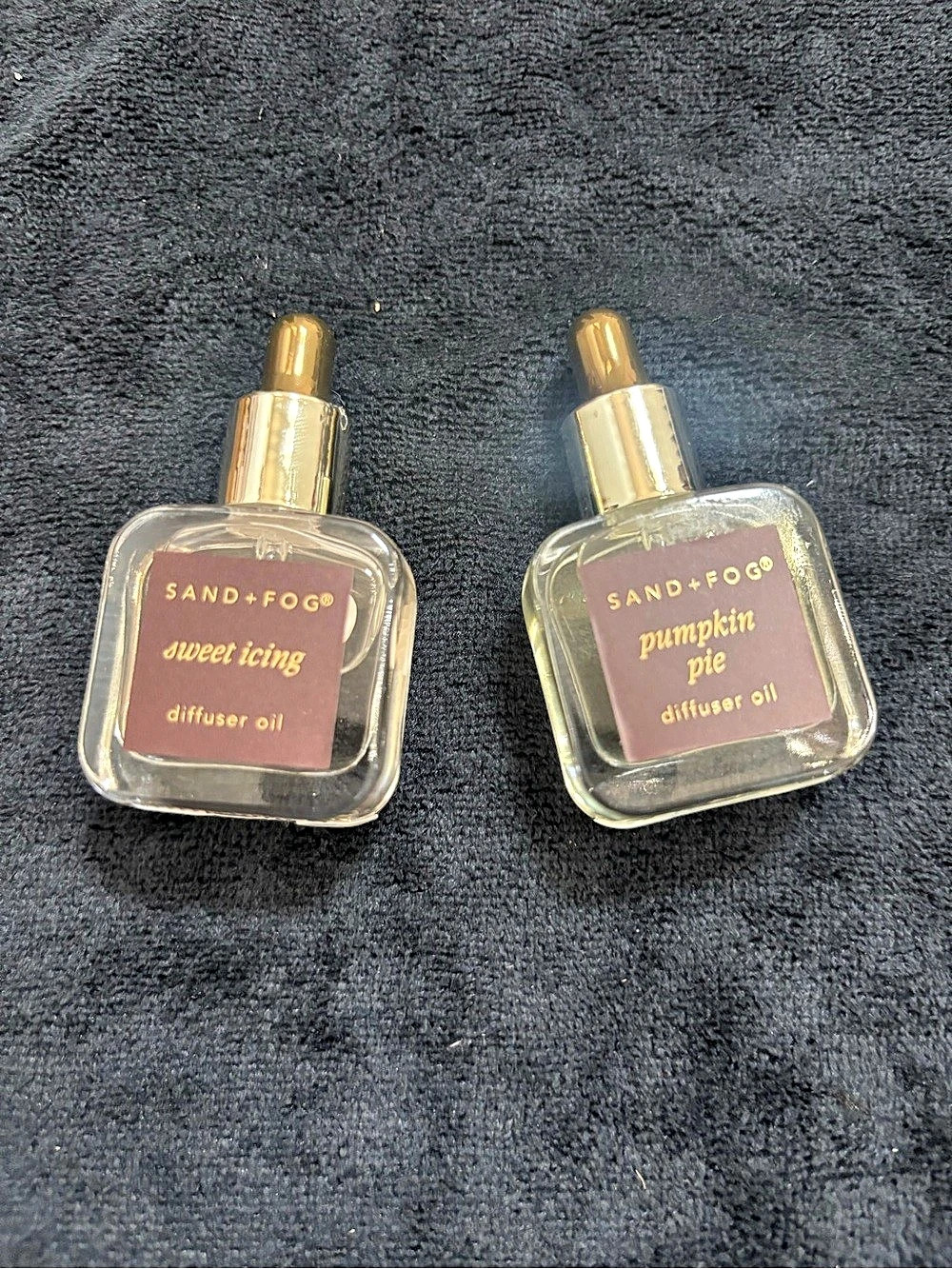 SAND+FOG Diffuser Oil Sweet Icing & Pumpkin Pie Diffuser Oils NWT